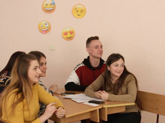 Команда студентів КульБабки